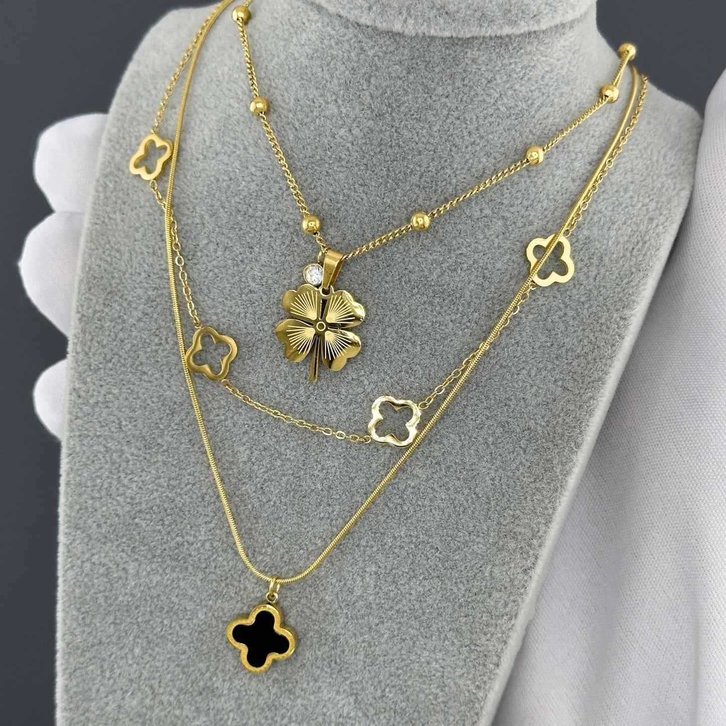 18K gold plated Stainless steel  Four-leaf clover necklace