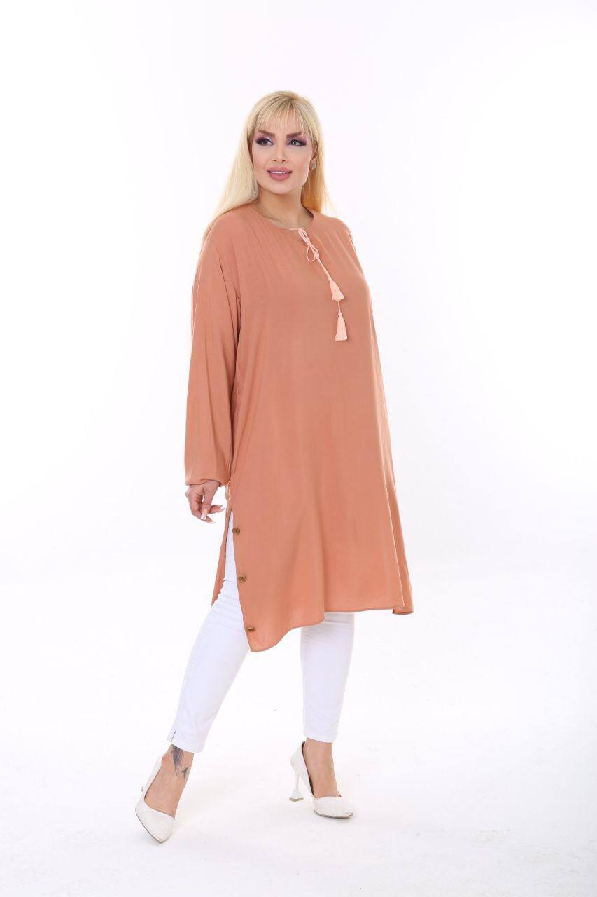 Knee length plus size top