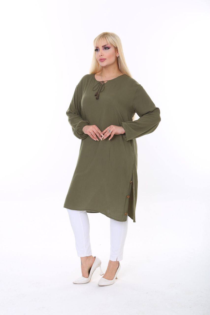 Knee length plus size top